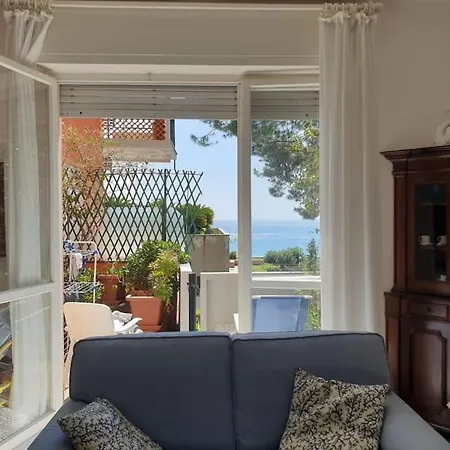 דירה Enchanting Flat With Sea View And Pool In *