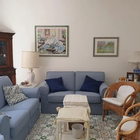 Enchanting Flat With Sea View And Pool In *