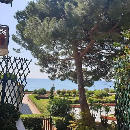 דירה Enchanting Flat With Sea View And Pool In *