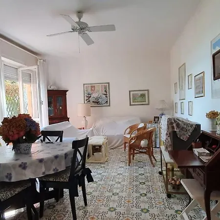 דירה Enchanting Flat With Sea View And Pool In *
